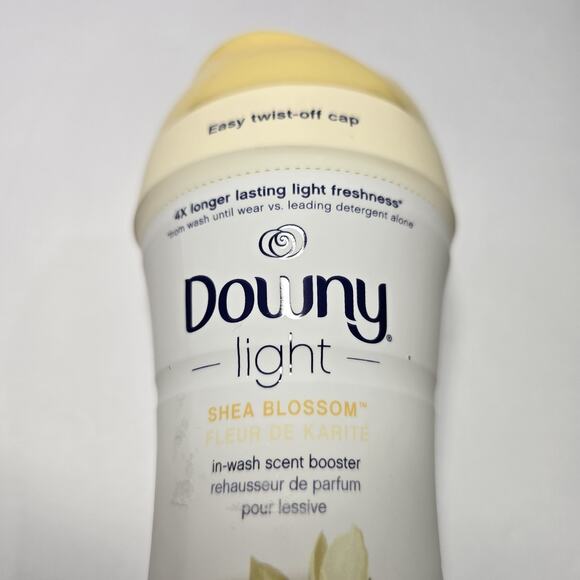 2 Pack Downy Light Shea Blossom In Wash Scent Booster No Heavy Parfums 5.0oz - Picture 3 of 5